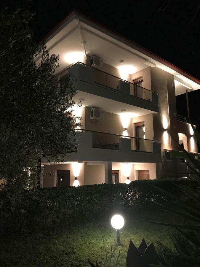Villa Diamantis Apartments 卡尼奥提 外观 照片